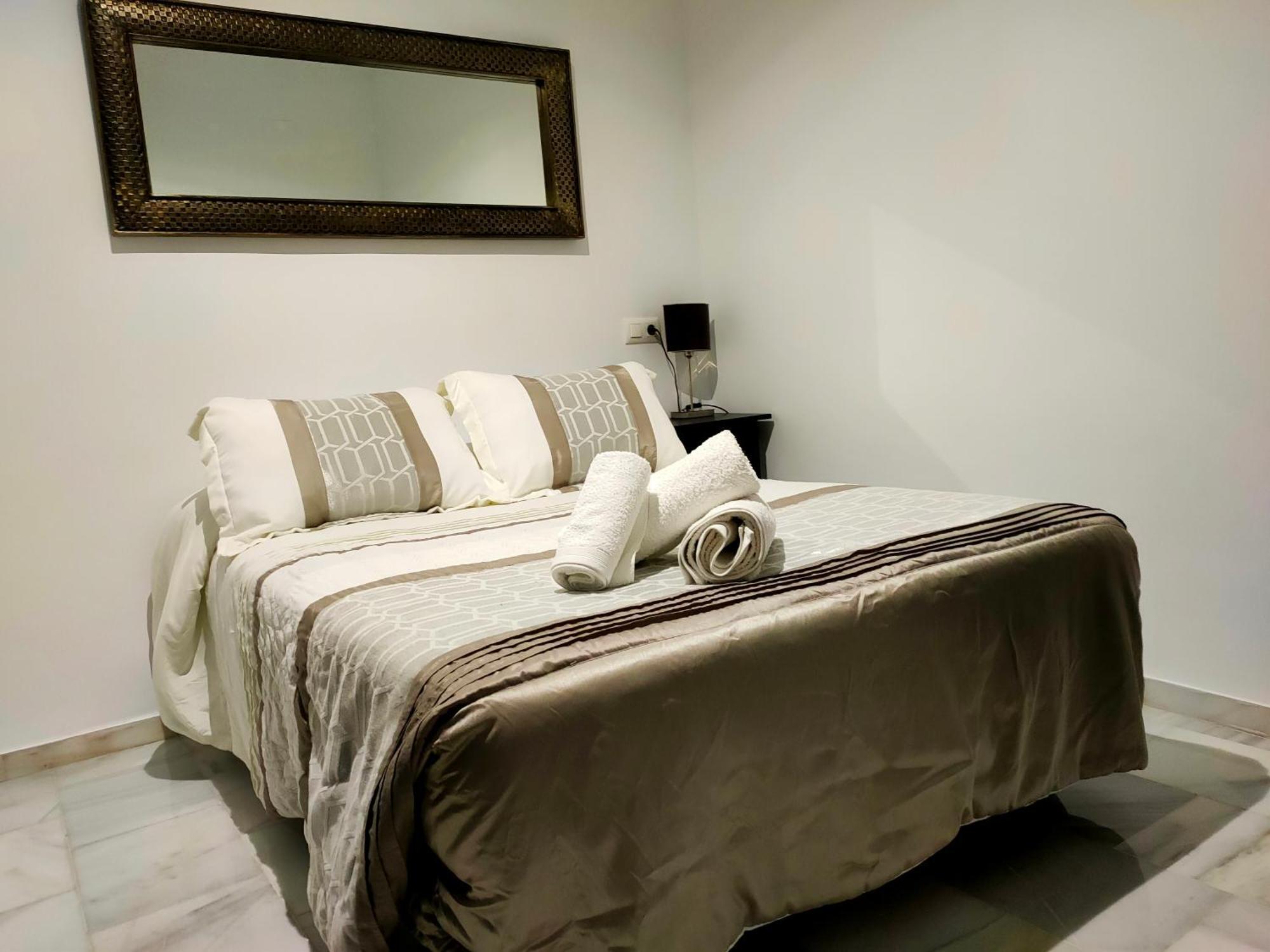 Apartamentos San Pedro Cordova Esterno foto