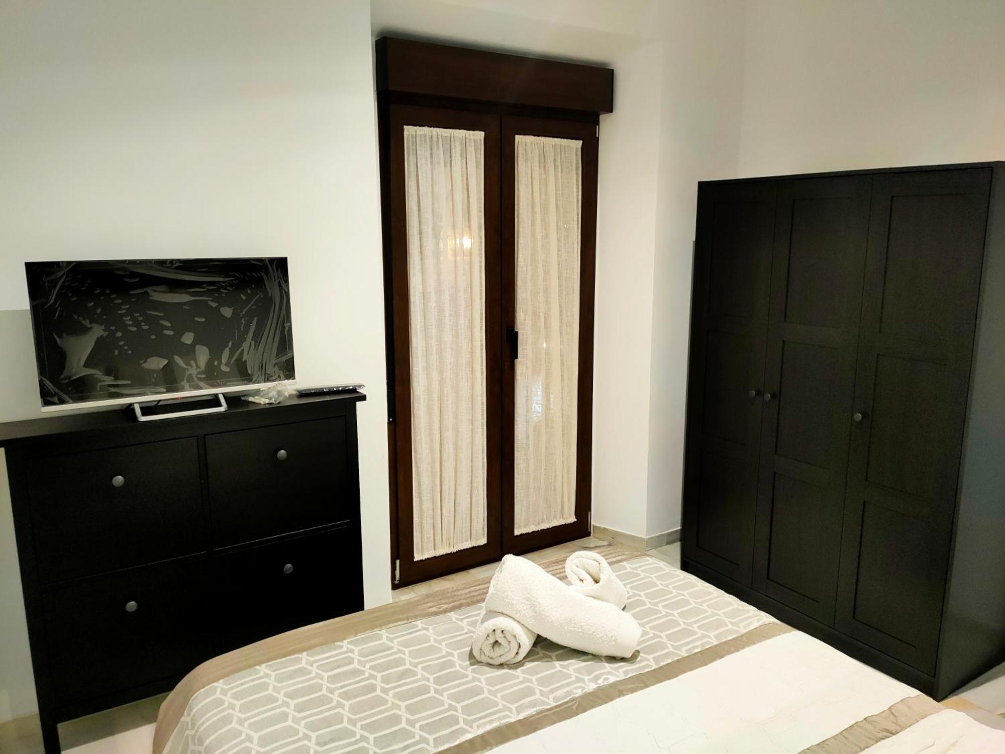 Apartamentos San Pedro Cordova Esterno foto